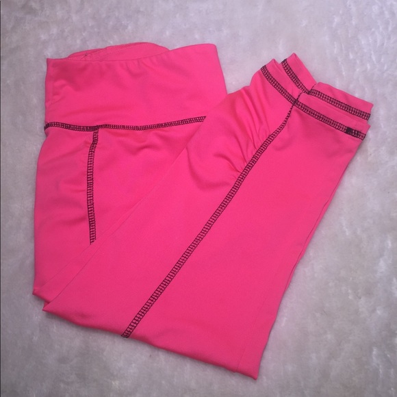 Woman’s Bundle 2 Pairs of Capri Leggings Pants S & XS Danskin & 1+ Hot Neon Pink - Picture 6 of 8